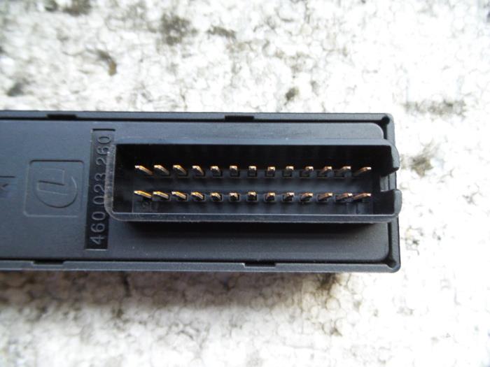 Module (diversen) van een Opel Vectra C Caravan 2.2 DIG 16V 2006