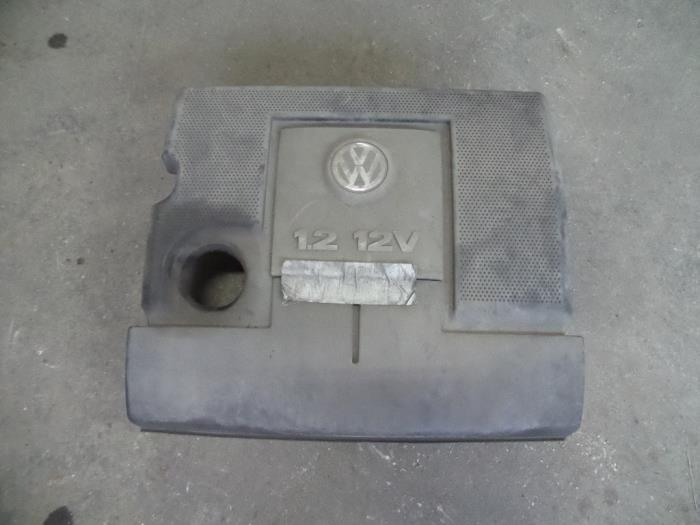 Gebruikte Luchtfilterhuis Volkswagen Polo IV (9N1/2/3) 1.2 12V Prijs op aanvraag aangeboden door Autodemontage Joko B.V.