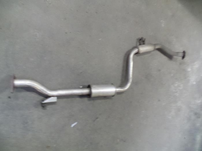 Gebruikte Uitlaat Middendemper Mitsubishi Carisma 1.6i 16V Prijs op aanvraag aangeboden door Autodemontage Joko B.V.