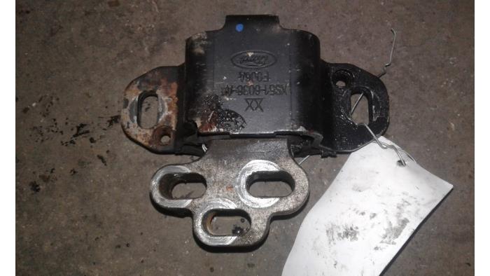 Gebruikte Motorsteun Ford Ka I 1.3i Prijs op aanvraag aangeboden door Autodemontage Joko B.V.