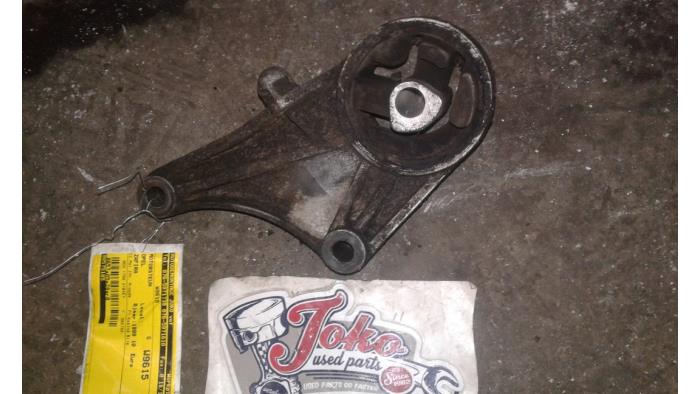 Gebruikte Motorrubber Opel Zafira (F75) 1.8 16V Prijs op aanvraag aangeboden door Autodemontage Joko B.V.