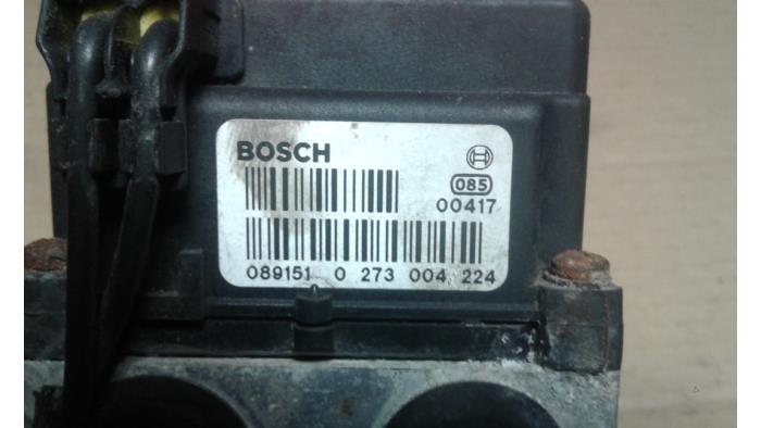 Gebruikte ABS Pomp Volvo V40 (VW) 1.9 D Prijs op aanvraag aangeboden door Autodemontage Joko B.V.