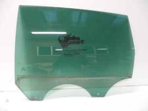 Gebruikte Deurruit 4Deurs links-achter Ford S-Max (GBW) 2.0 TDCi 16V 140 Prijs op aanvraag aangeboden door Autodemontage Joko B.V.