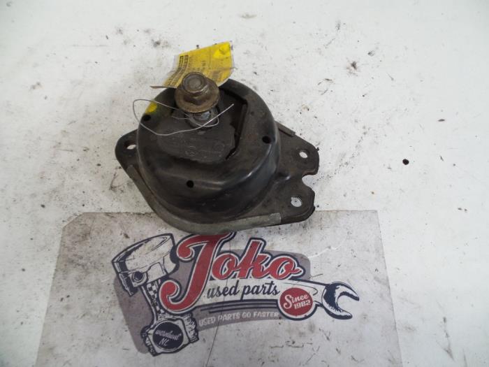 Gebruikte Motorrubber Renault Laguna II Grandtour (KG) 1.6 16V Prijs op aanvraag aangeboden door Autodemontage Joko B.V.