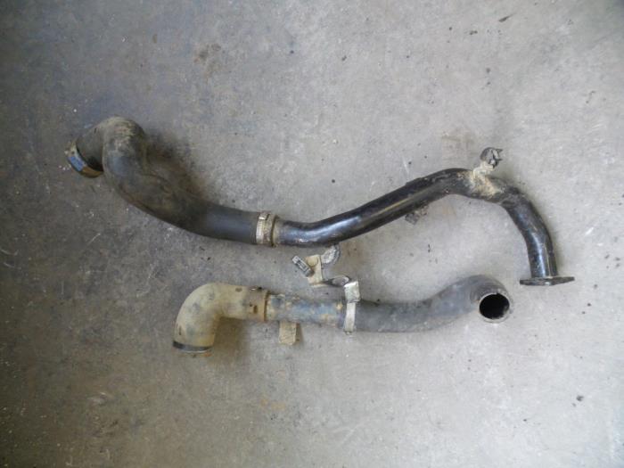 Gebruikte Intercooler Slang Fiat Fiorino (225) 1.3 JTD 16V Multijet Prijs op aanvraag aangeboden door Autodemontage Joko B.V.