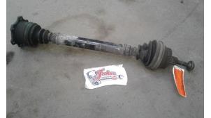 Gebruikte Cardanas rechts-voor (VWA) Volkswagen Passat (3B2) 1.9 TDi 110 Prijs op aanvraag aangeboden door Autodemontage Joko B.V.