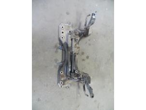 Gebruikte Subframe Ford Transit Connect 1.8 TDCi 75 Prijs op aanvraag aangeboden door Autodemontage Joko B.V.