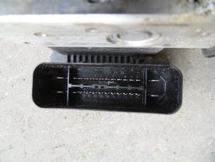 Gebruikte ABS Pomp Ford Transit Connect 1.8 TDCi 75 Prijs op aanvraag aangeboden door Autodemontage Joko B.V.