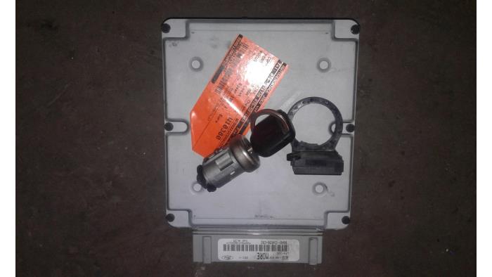 Gebruikte Computer Motormanagement Ford Focus 1 1.4 16V Prijs op aanvraag aangeboden door Autodemontage Joko B.V.