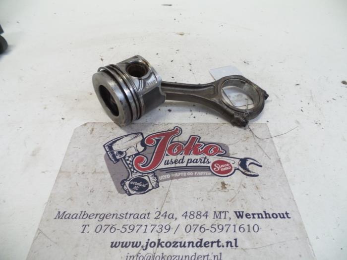 Gebruikte Zuiger Audi Q7 (4LB) 3.0 TDI V6 24V Prijs op aanvraag aangeboden door Autodemontage Joko B.V.