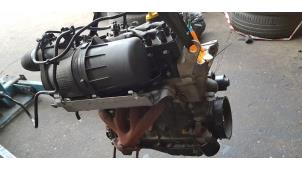 Gebruikte Motor Renault Twingo II (CN) 1.2 Prijs € 425,00 Margeregeling aangeboden door Automarkt Lotfi