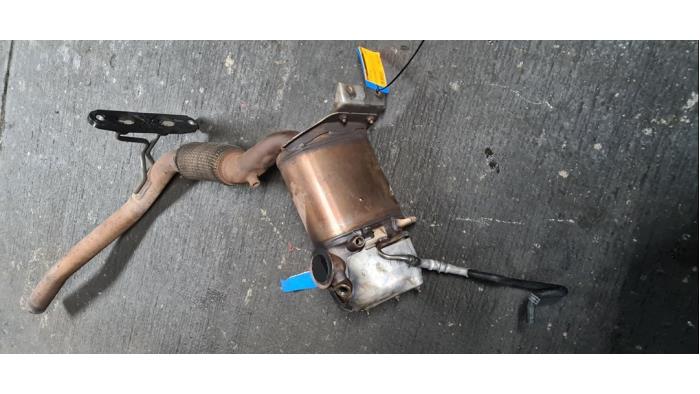 Gebruikte Roetfilter Volkswagen Passat (362) 2.0 TDI 16V 140 Prijs € 275,00 Margeregeling aangeboden door Automarkt Lotfi