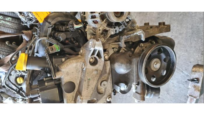 Gebruikte Motor Renault Twingo II (CN) 1.2 Prijs € 350,00 Margeregeling aangeboden door Automarkt Lotfi