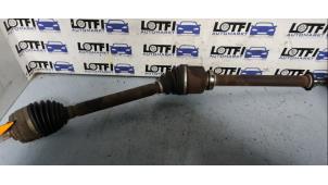 Gebruikte Cardanas rechts-voor (VWA) Renault Grand Scénic III (JZ) 1.5 dCi 110 Prijs € 50,00 Margeregeling aangeboden door Automarkt Lotfi