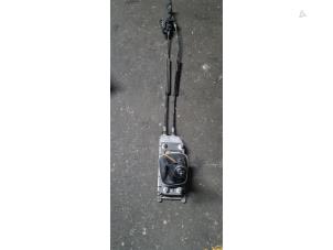 Gebruikte Versnellingsbak Mechaniek Volkswagen Polo V (6R) 1.0 TSI 12V BlueMotion Prijs € 75,00 Margeregeling aangeboden door Automarkt Lotfi