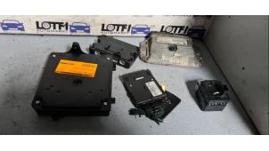 Gebruikte Kontaktslot + computer Renault Grand Scénic III (JZ) 1.4 16V TCe 130 Prijs € 250,00 Margeregeling aangeboden door Automarkt Lotfi