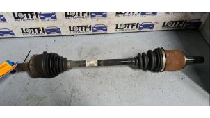 Gebruikte Cardanas links-voor (VWA) Kia Cee'd Sporty Wagon (EDF) 1.6 CVVT 16V Prijs € 50,00 Margeregeling aangeboden door Automarkt Lotfi