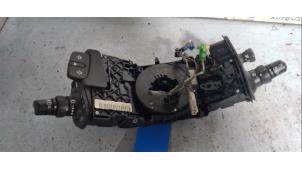 Gebruikte Schakelaar Licht Renault Scénic II (JM) 2.0 16V Prijs € 35,00 Margeregeling aangeboden door Automarkt Lotfi