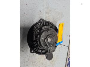 Gebruikte Blower Kia Carens IV (RP) 1.6 GDI 16V Prijs € 65,00 Margeregeling aangeboden door Automarkt Lotfi