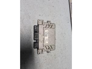 Gebruikte Computer Diversen Renault Clio II (BB/CB) 1.2 16V Prijs € 50,00 Margeregeling aangeboden door Automarkt Lotfi