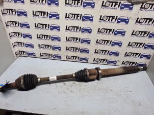 Gebruikte Aandrijfas rechts-voor Ford Fiesta 6 (JA8) 1.0 Ti-VCT 12V 65 Prijs € 50,00 Margeregeling aangeboden door Automarkt Lotfi