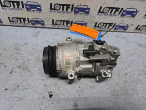 Gebruikte Pomp Airco Mercedes B (W245) Prijs € 100,00 Margeregeling aangeboden door Automarkt Lotfi