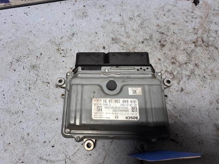 Computer Diversen van een Mercedes-Benz B (W245)  2006