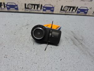 Gebruikte Licht Schakelaar Chevrolet Aveo (300) 1.2 16V Prijs € 14,50 Margeregeling aangeboden door Automarkt Lotfi