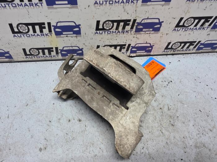 Gebruikte Motorsteun Opel Zafira Tourer (P12) 1.6 CDTI 16V ecoFLEX 134 Prijs € 35,00 Margeregeling aangeboden door Automarkt Lotfi