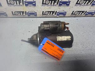 Gebruikte Startmotor Renault Espace (JK) 2.0 dCi 16V 175 FAP Prijs € 50,00 Margeregeling aangeboden door Automarkt Lotfi