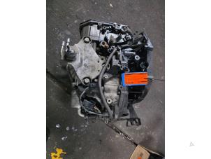 Gebruikte Automaatbak Renault Espace (JK) 2.0 dCi 16V 175 FAP Prijs € 425,00 Margeregeling aangeboden door Automarkt Lotfi