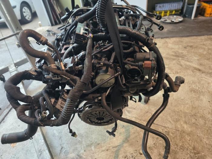 Motor van een Opel Astra J Sports Tourer (PD8/PE8/PF8) 1.3 CDTI 16V ecoFlex 2011