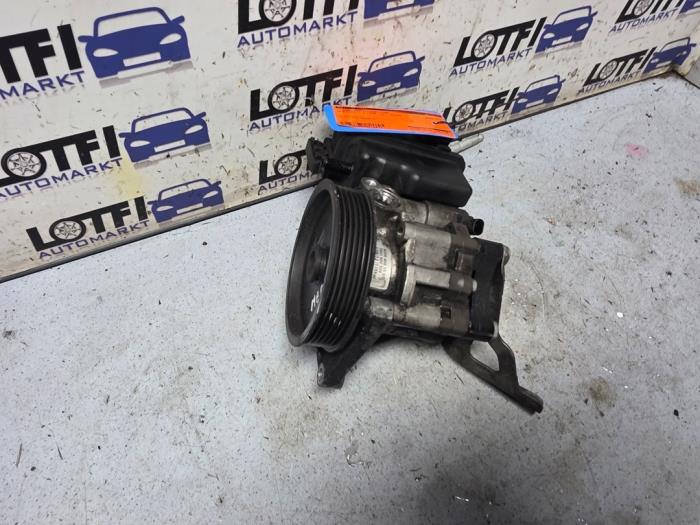 Gebruikte Pomp Servo Mercedes C Estate (S204) 2.2 C-250 CDI 16V BlueEfficiency Prijs € 80,00 Margeregeling aangeboden door Automarkt Lotfi
