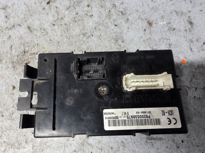 Gebruikte Computer Body Control Nissan Primastar 2.5 dCi 150 16V Prijs € 60,00 Margeregeling aangeboden door Automarkt Lotfi