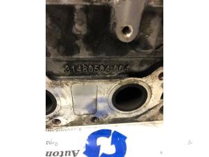 Gebruikte Cilinderkop Volvo V40 Prijs € 500,00 Margeregeling aangeboden door Automotoren Trading b.v.