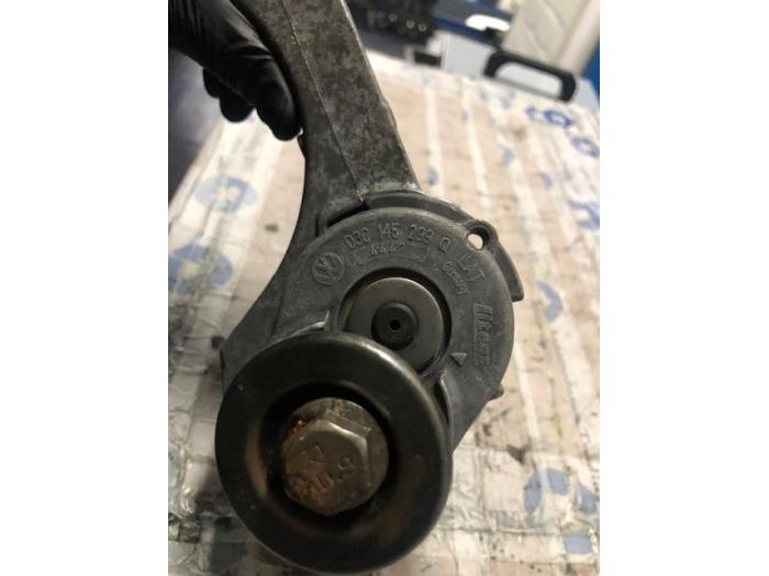 Spanner multiriem van een Skoda Rapid 2015