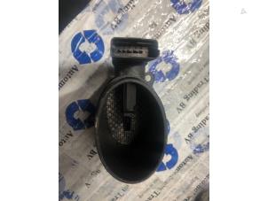 Gebruikte Luchtweger Peugeot 207 Prijs € 50,00 Margeregeling aangeboden door Automotoren Trading b.v.