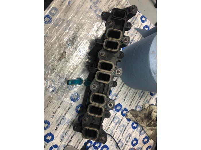 Gebruikte Inlaatspruitstuk Ford Mondeo Prijs € 50,00 Margeregeling aangeboden door Automotoren Trading b.v.