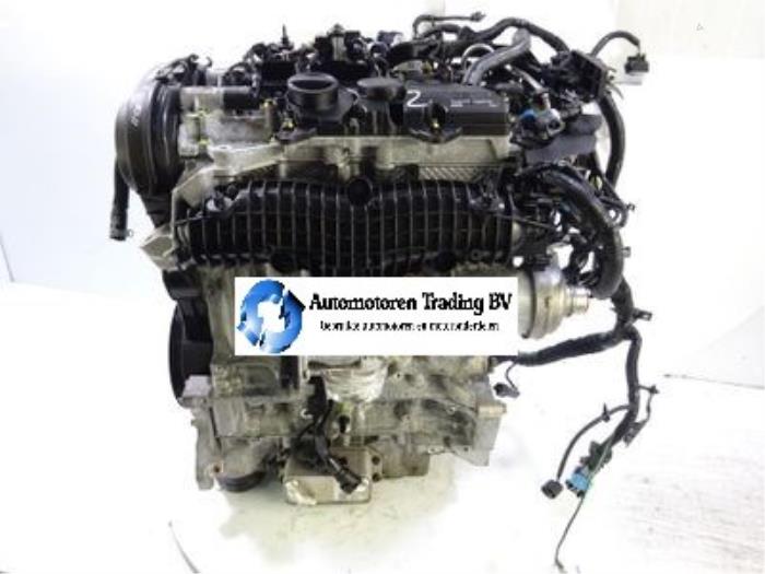 Gebruikte Motor Volvo V40 (MV) Prijs € 2.750,00 Margeregeling aangeboden door Automotoren Trading b.v.
