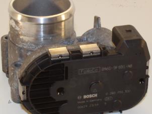 Gebruikte Gasklephuis Ford Fiesta 6 (JA8) Prijs € 50,00 Margeregeling aangeboden door Automotoren Trading b.v.