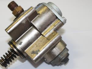 Gebruikte Brandstofpomp Mechanisch Volkswagen Diversen Prijs € 150,00 Margeregeling aangeboden door Automotoren Trading b.v.