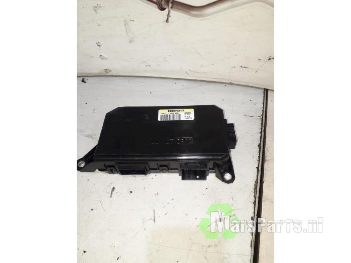 Gebruikte Comfort Module Alfa Romeo 159 (939AX) 2.2 JTS 16V Prijs € 30,00 Margeregeling aangeboden door Autodemontagebedrijf De Mars