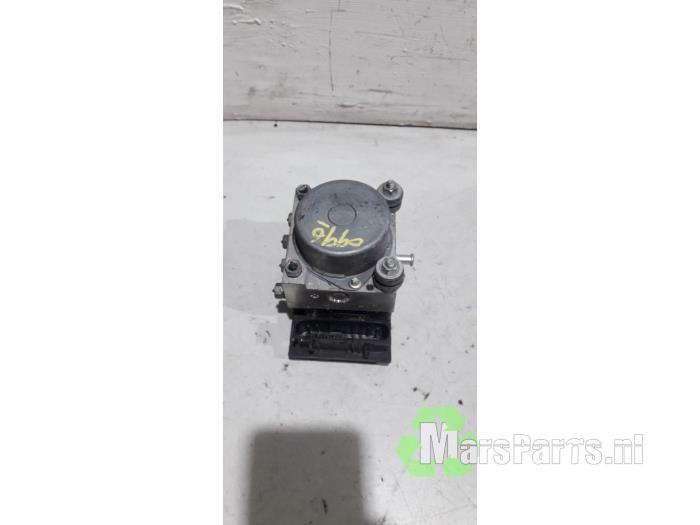 Gebruikte ABS Pomp Renault Modus/Grand Modus (JP) 1.5 dCi 70 Prijs € 50,40 Margeregeling aangeboden door Autodemontagebedrijf De Mars
