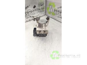 Gebruikte ABS Pomp Ford Mondeo IV 2.0 16V Prijs € 40,00 Margeregeling aangeboden door Autodemontagebedrijf De Mars