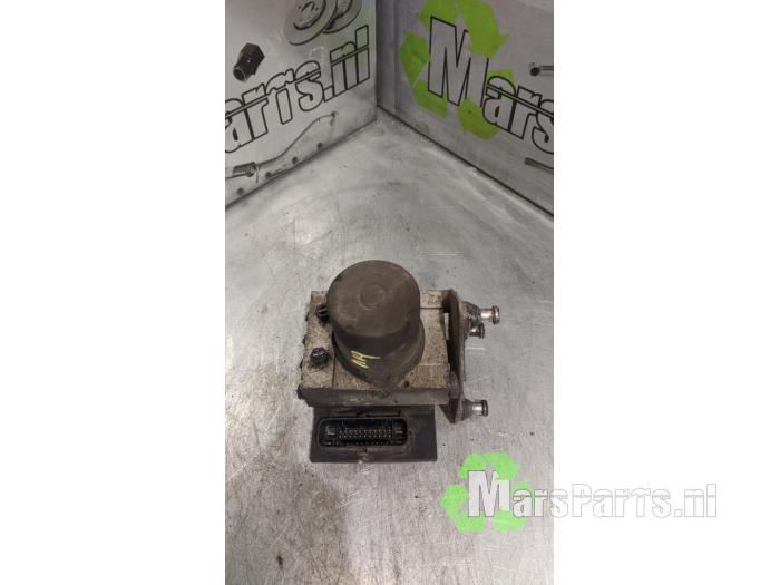 Gebruikte ABS Pomp Mercedes Vito (639.6) 2.2 109 CDI 16V Prijs € 120,00 Margeregeling aangeboden door Autodemontagebedrijf De Mars