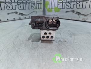 Gebruikte Koelvinweerstand Peugeot 3008 II (M4/MC/MJ/MR) 1.2 12V e-THP PureTech 130 Prijs € 24,00 Margeregeling aangeboden door Autodemontagebedrijf De Mars