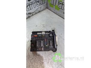 Gebruikte Zekeringkast Peugeot 307 SW (3H) 1.6 16V Prijs € 48,00 Margeregeling aangeboden door Autodemontagebedrijf De Mars