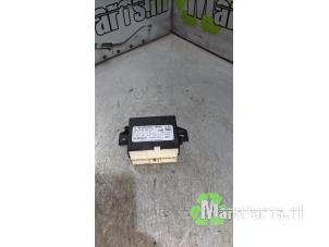 Gebruikte PDC Module Mercedes B (W246) 1.6 B-180 BlueEFFICIENCY Turbo 16V Prijs € 40,00 Margeregeling aangeboden door Autodemontagebedrijf De Mars
