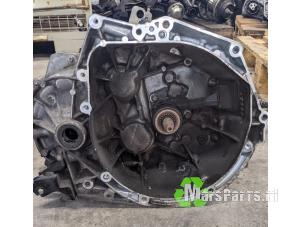 Gebruikte Versnellingsbak Peugeot 208 I (CA/CC/CK/CL) 1.6 16V GTI Prijs € 300,00 Margeregeling aangeboden door Autodemontagebedrijf De Mars