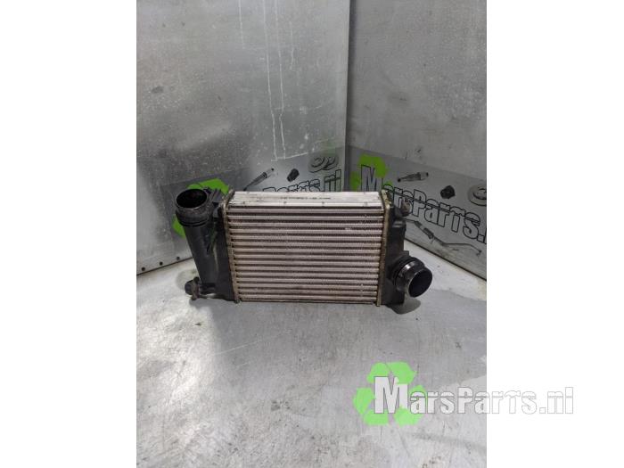 Gebruikte Intercooler Nissan Qashqai (J11) 1.5 dCi DPF Prijs € 36,00 Margeregeling aangeboden door Autodemontagebedrijf De Mars